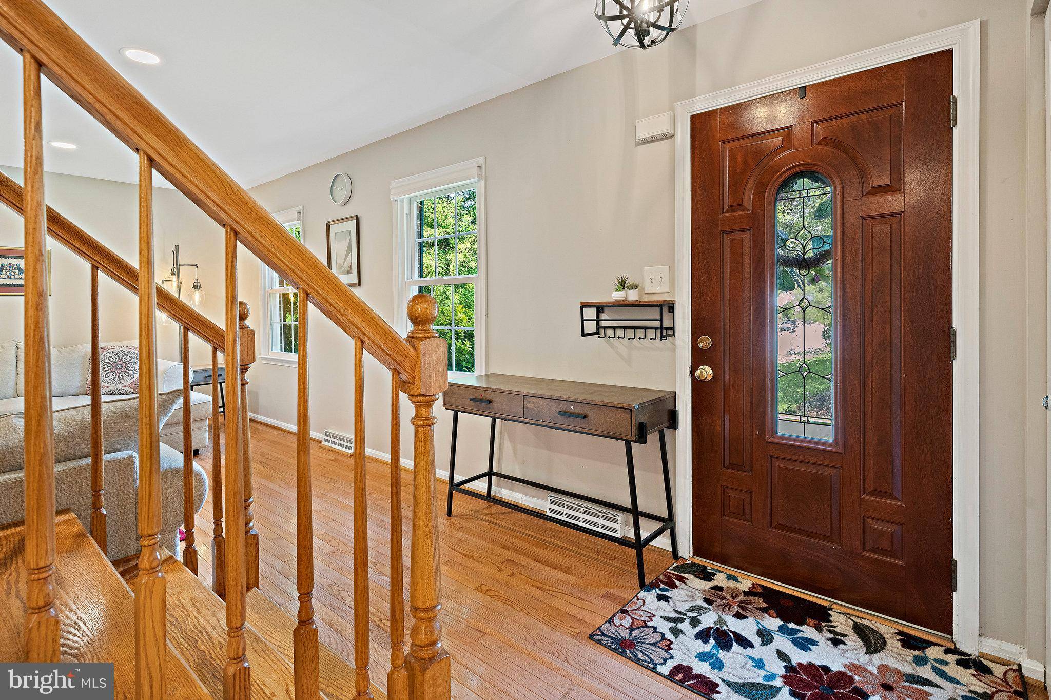 Annandale, VA 22003,9220 BURNETTA DR
