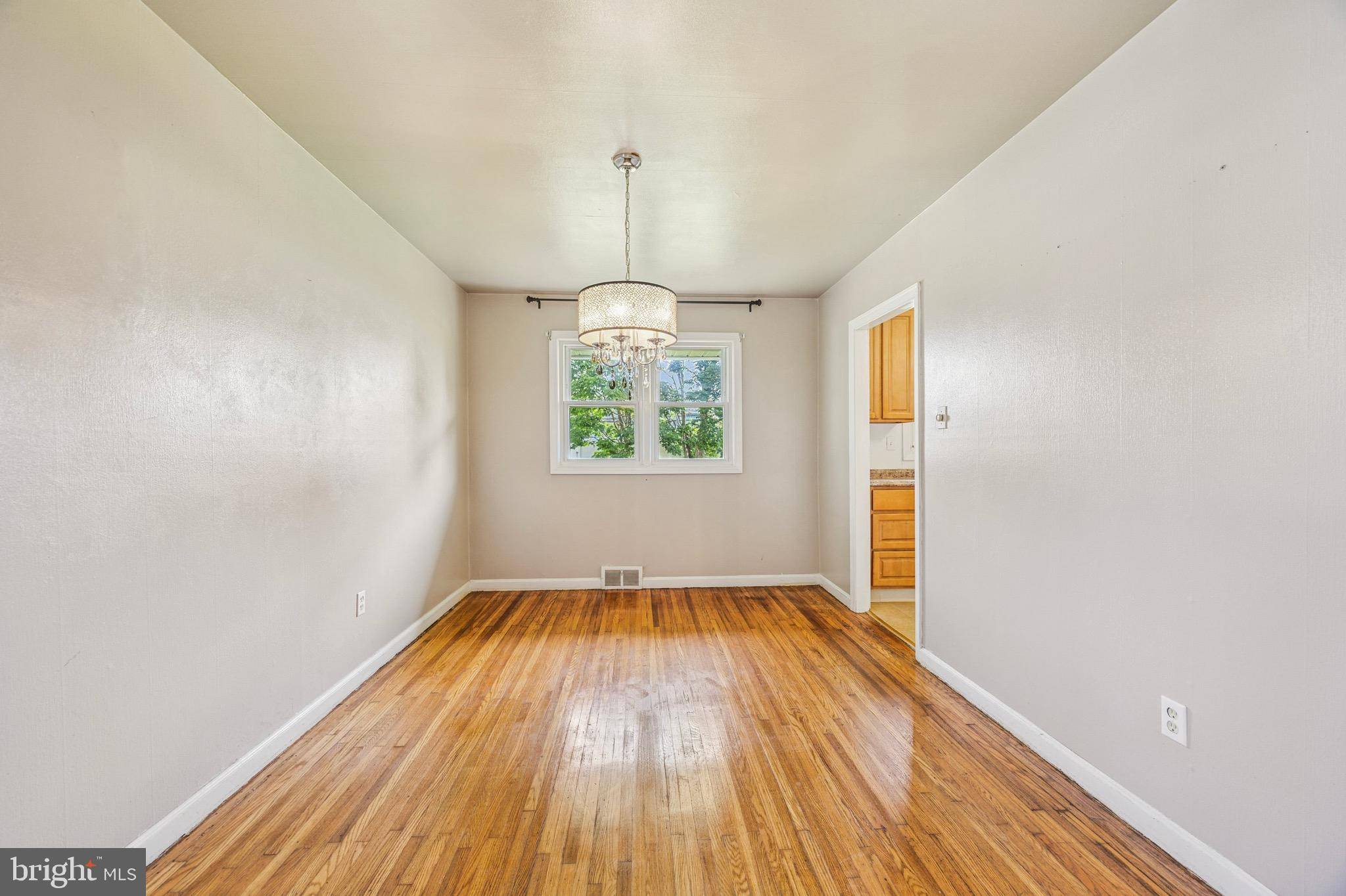 Brookhaven, PA 19015,3557 SWIFTWATER LN