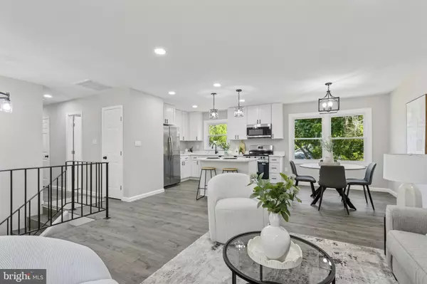 Stafford, VA 22556,206 VIA DE ROSA DR
