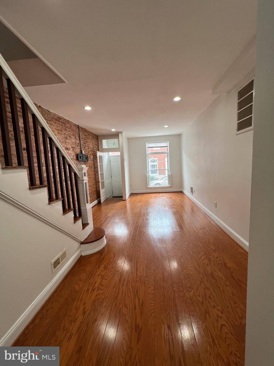 806 N ROSE ST, Baltimore, MD 21205