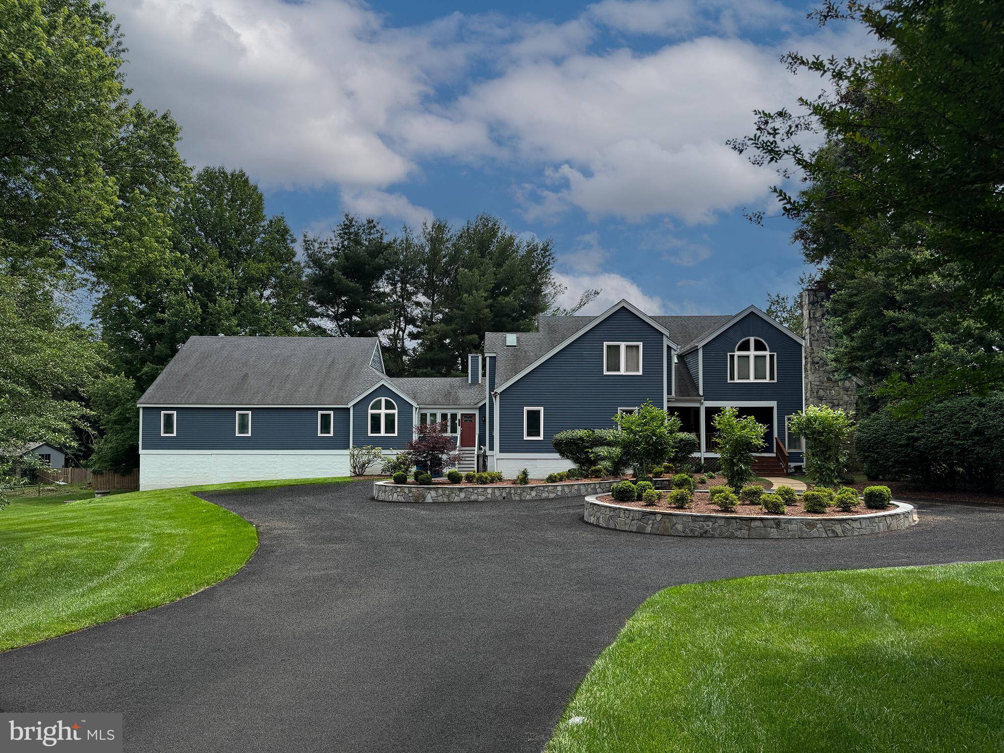 Vienna, VA 22181,10309 E HUNTER VALLEY RD
