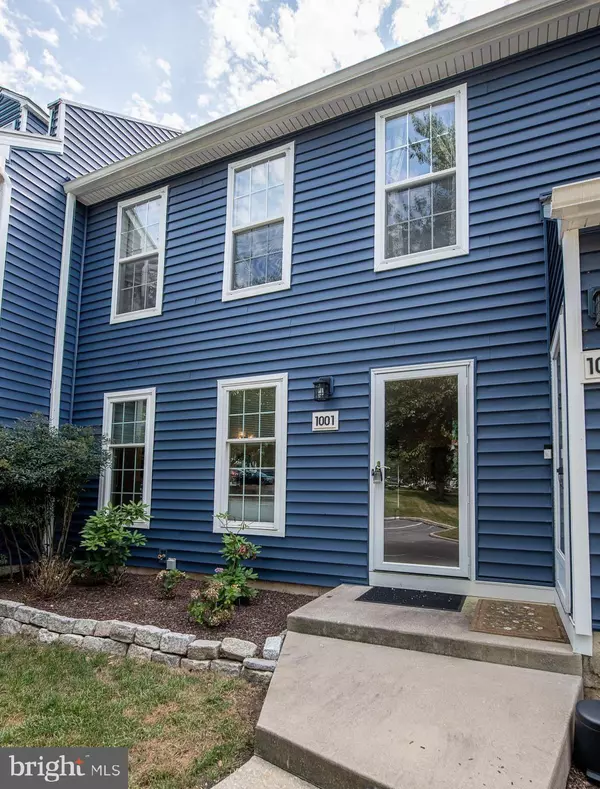 West Chester, PA 19380,1001 ROUNDHOUSE CT #11