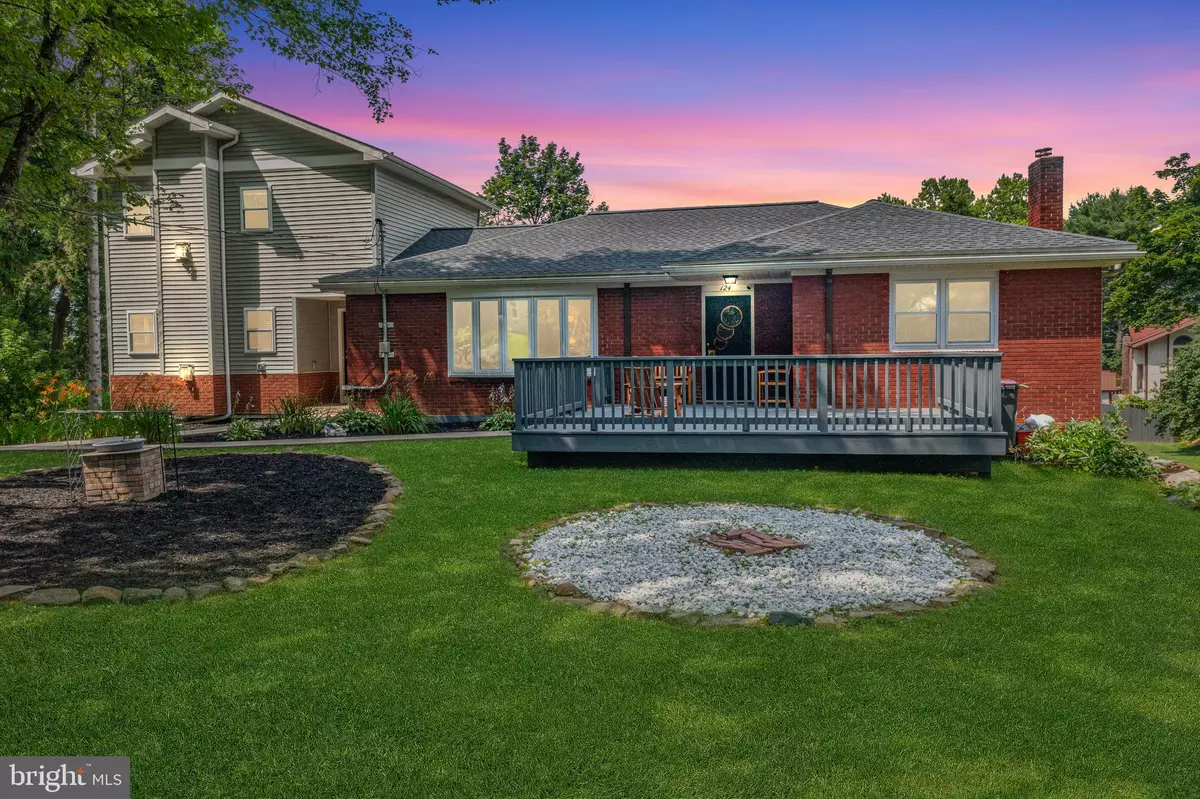 State College, PA 16801,124 GRANDVIEW RD
