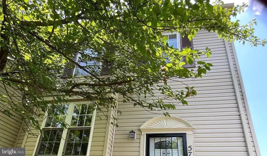 5751 S HIL MAR CIR, District Heights, MD 20747