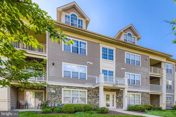 Pikesville, MD 21208,8813 STONE RIDGE CIR #203