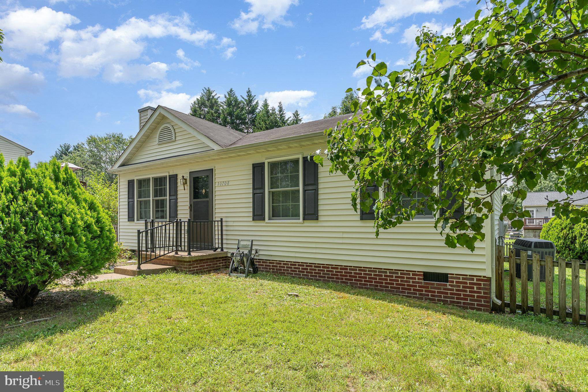 Fredericksburg, VA 22407,10708 WHITE PINE LN