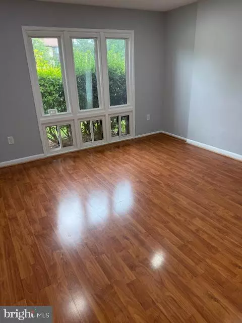 Herndon, VA 20170,1305 WEXFORD CT