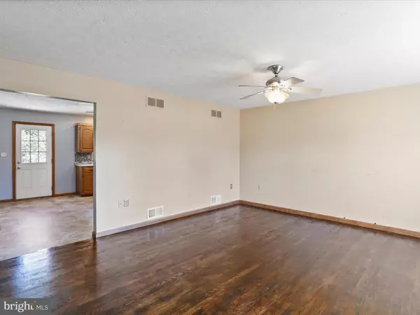 Chambersburg, PA 17201,1191 CANDICE LANE