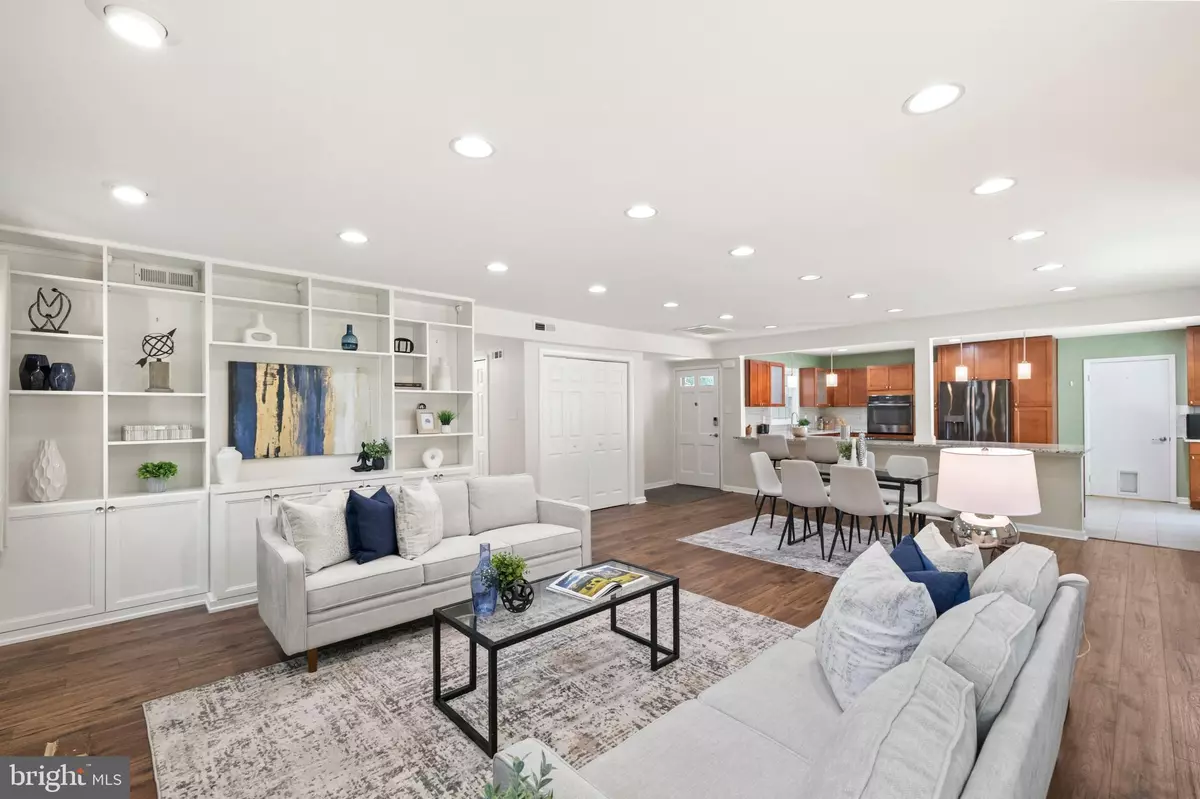 Alexandria, VA 22315,7219 WICKFORD DR
