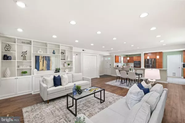7219 WICKFORD DR, Alexandria, VA 22315