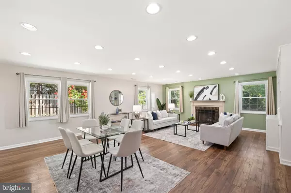 Alexandria, VA 22315,7219 WICKFORD DR