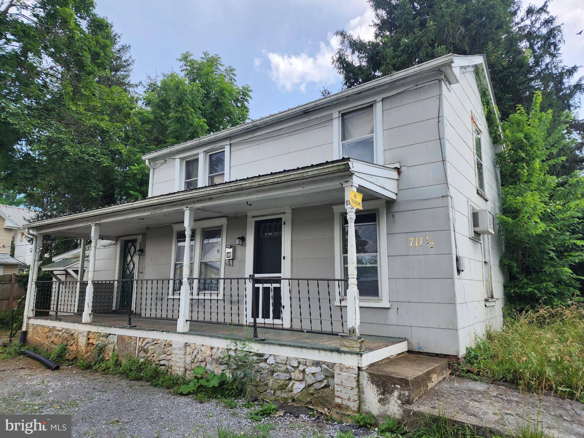711 1/2 RALEIGH ST S,  Martinsburg,  WV 25401