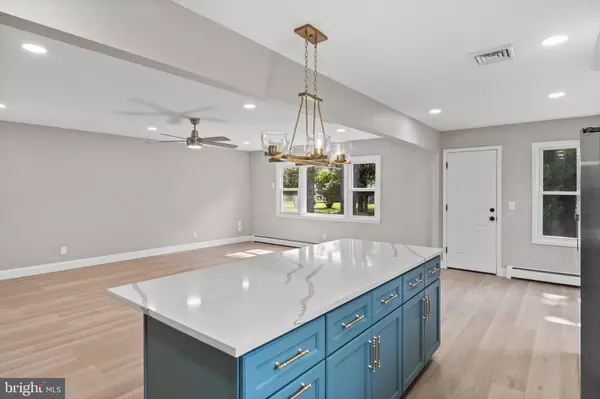 Toms River, NJ 08757,15 BRIAN CT