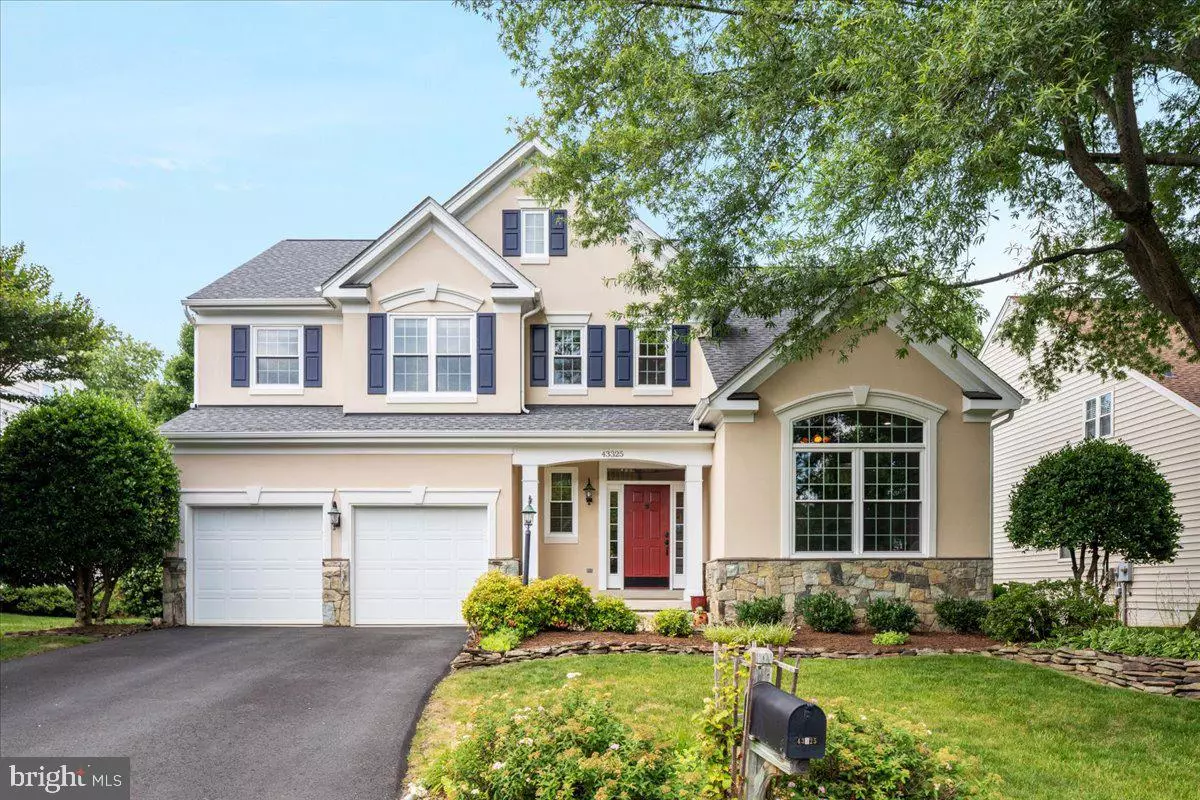 Chantilly, VA 20152,43325 NICKLAUS LN