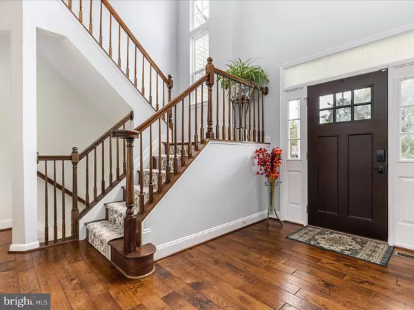 Leesburg, VA 20175,906 SANTMYER DR SE