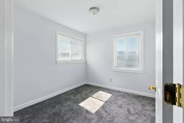 Washington, DC 20032,709 BRANDYWINE ST SE #104