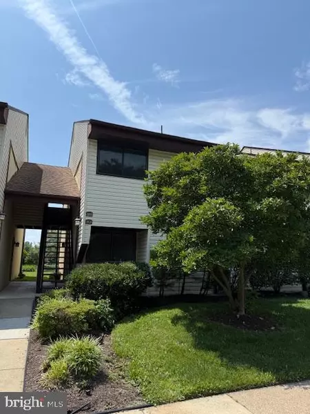 28-B E DAISY LN, Mount Laurel, NJ 08054