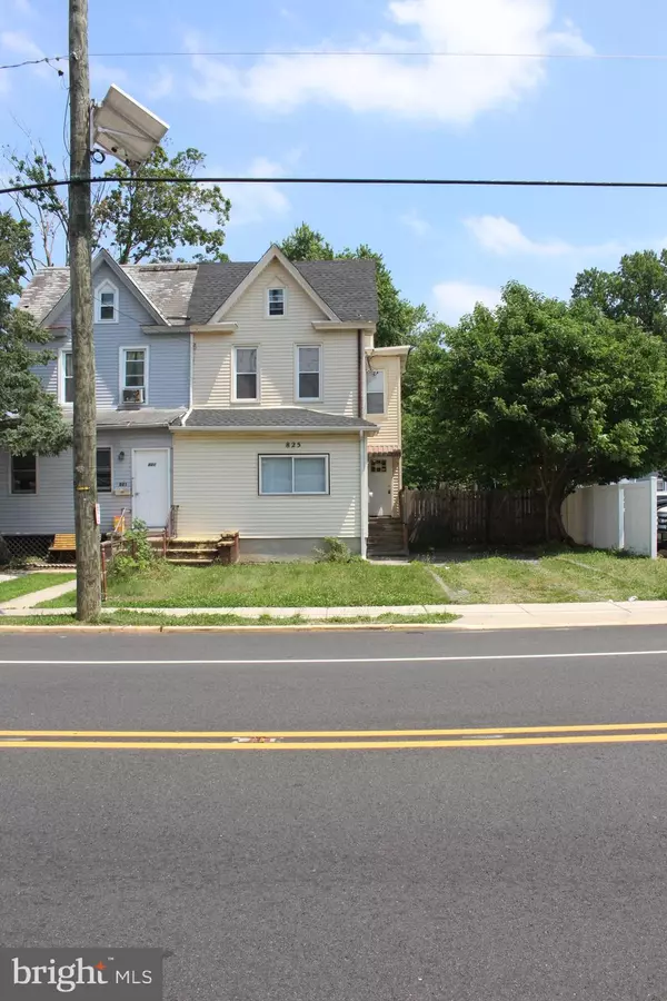 825 BROADWAY, Westville, NJ 08093