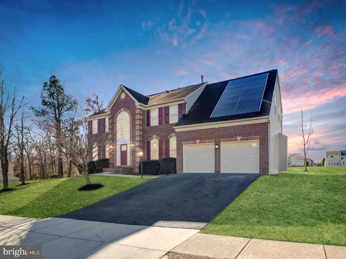 Clinton, MD 20735,11207 GLISSADE DR