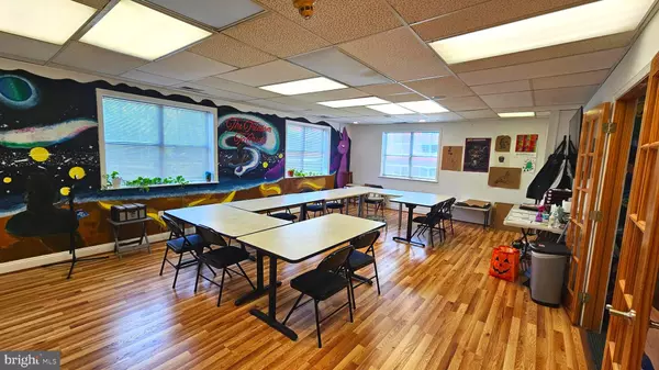 Bowie, MD 20715,14300-206 & 207 GALLANT FOX LN #206 & 207