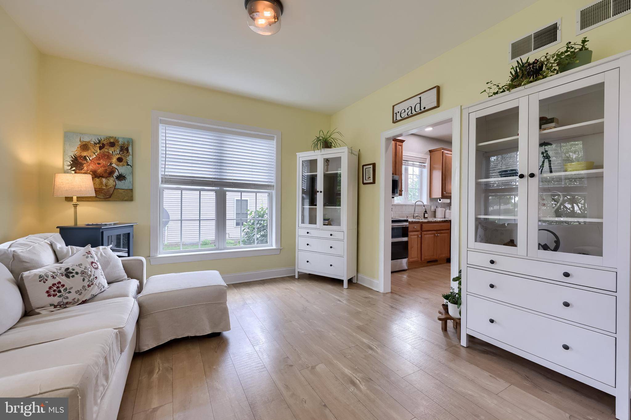Lancaster, PA 17603,305 GREENHEDGE DR