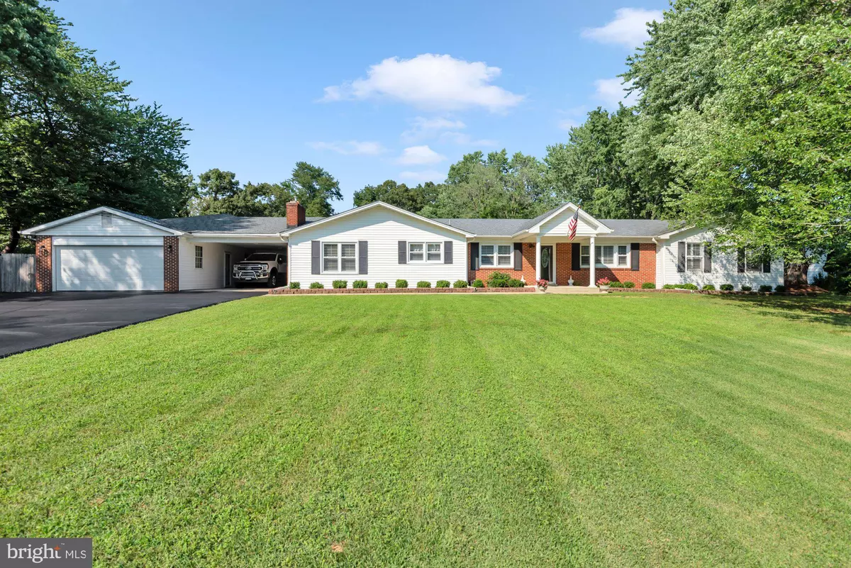 White Plains, MD 20695,10586 DEACON RD