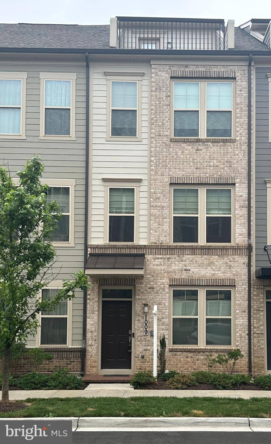 Gaithersburg, MD 20878,1009 ROCKWELL AVE