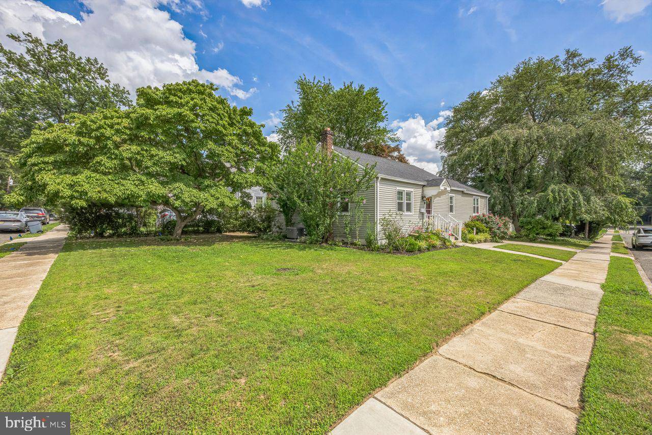 Haddon Heights, NJ 08035,1644 OAK AVE