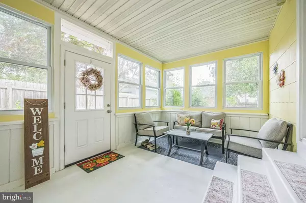 Haddon Heights, NJ 08035,1644 OAK AVE