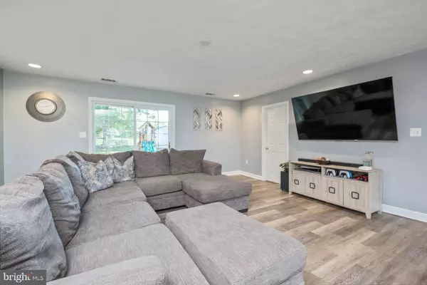 Elkton, VA 22827,16998 E SUMMIT AVE