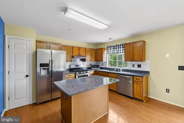 Odenton, MD 21113,204 ROYAL OAK CT