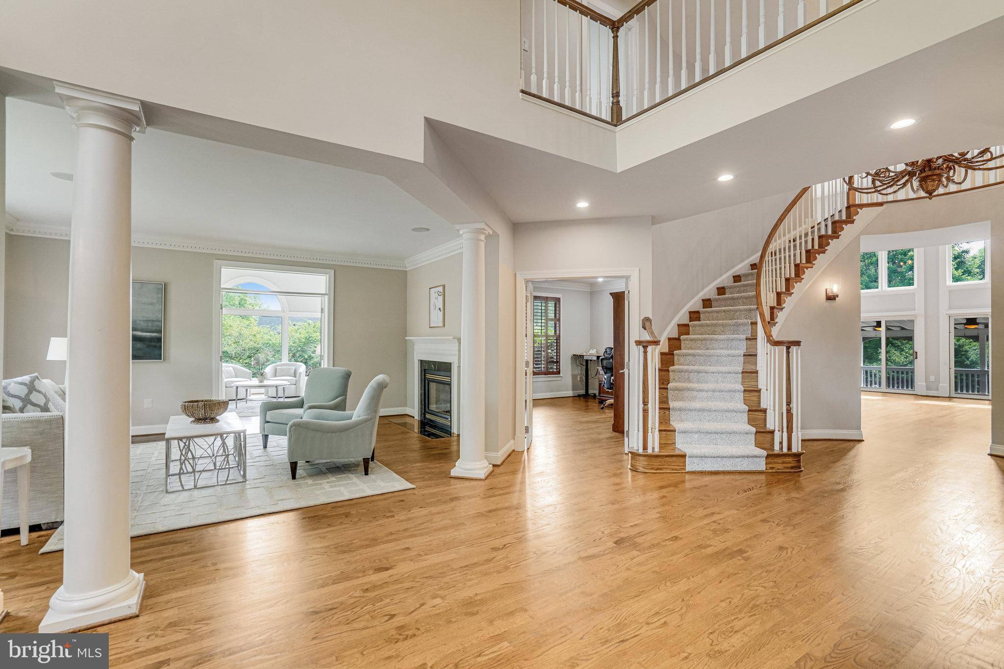 Oakton, VA 22124,3013 ROSE CREEK CT