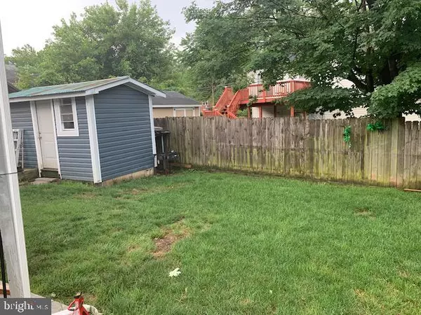 Riverdale, MD 20737,5707 JENIFER PL