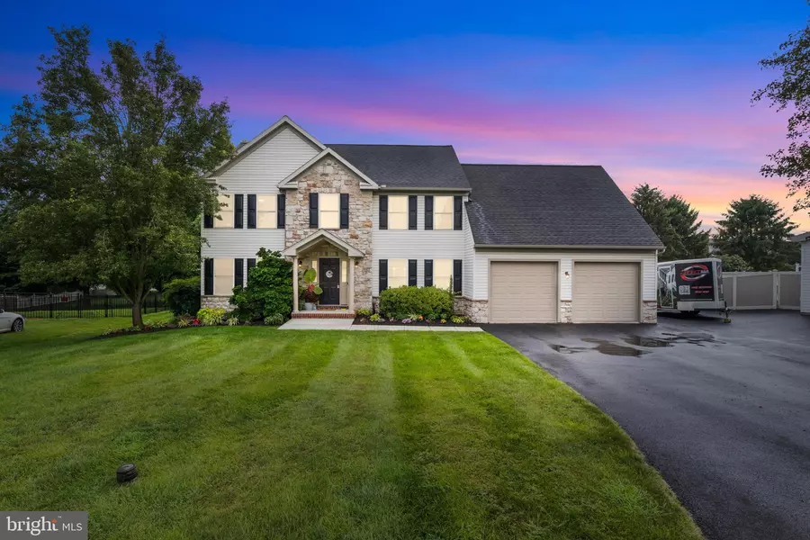 204 ENCAMPMENT CT, Spring Grove, PA 17362