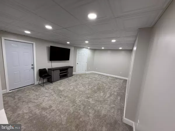 Spring Grove, PA 17362,204 ENCAMPMENT CT