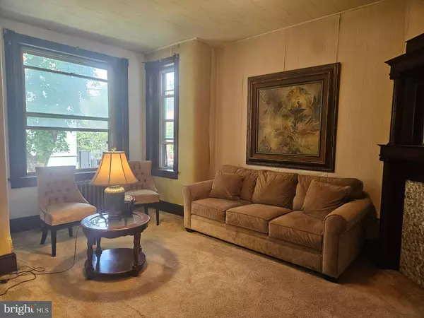 Washington, DC 20009,1850 ONTARIO PL NW