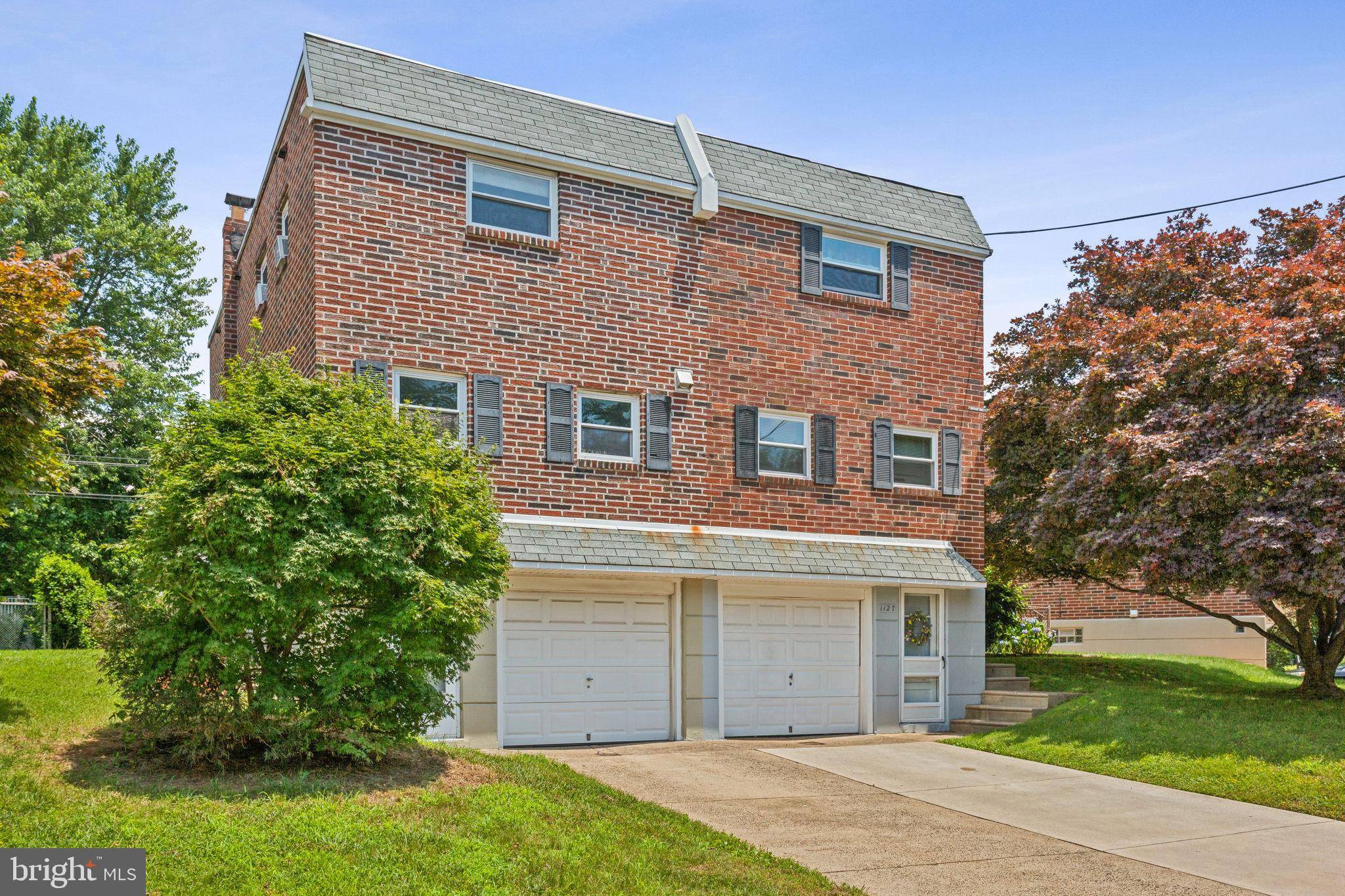 1125 SOLLY AVE, Philadelphia, PA 19111