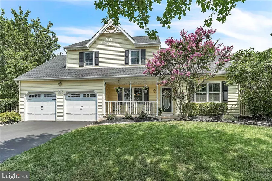 198 GREENBRIAR LN, Newtown, PA 18940