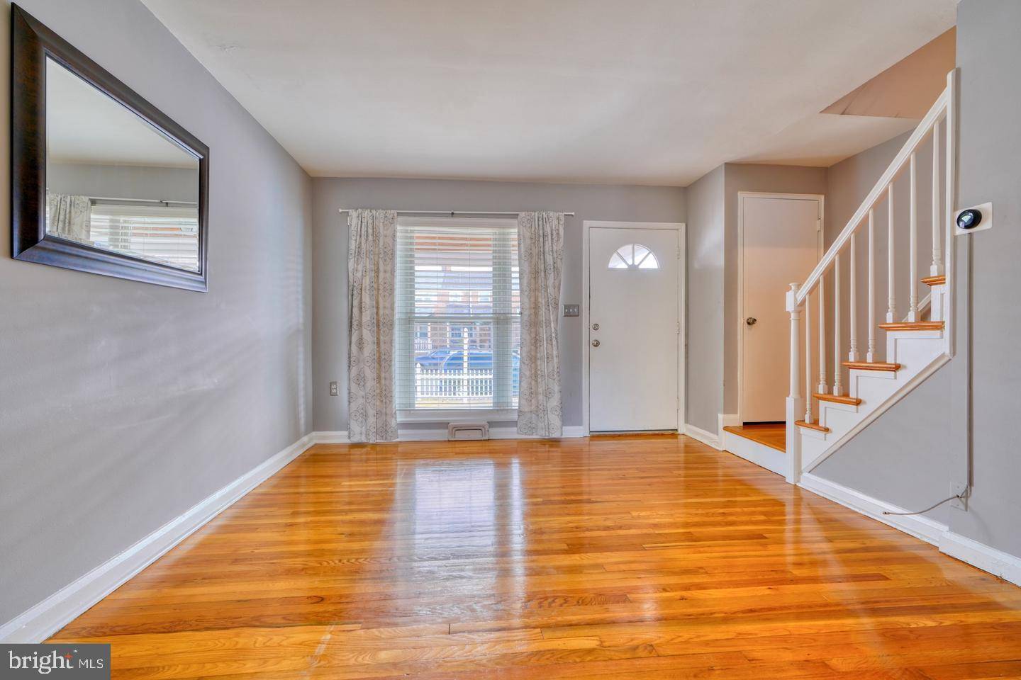 Dundalk, MD 21222,1954 HOLBORN RD