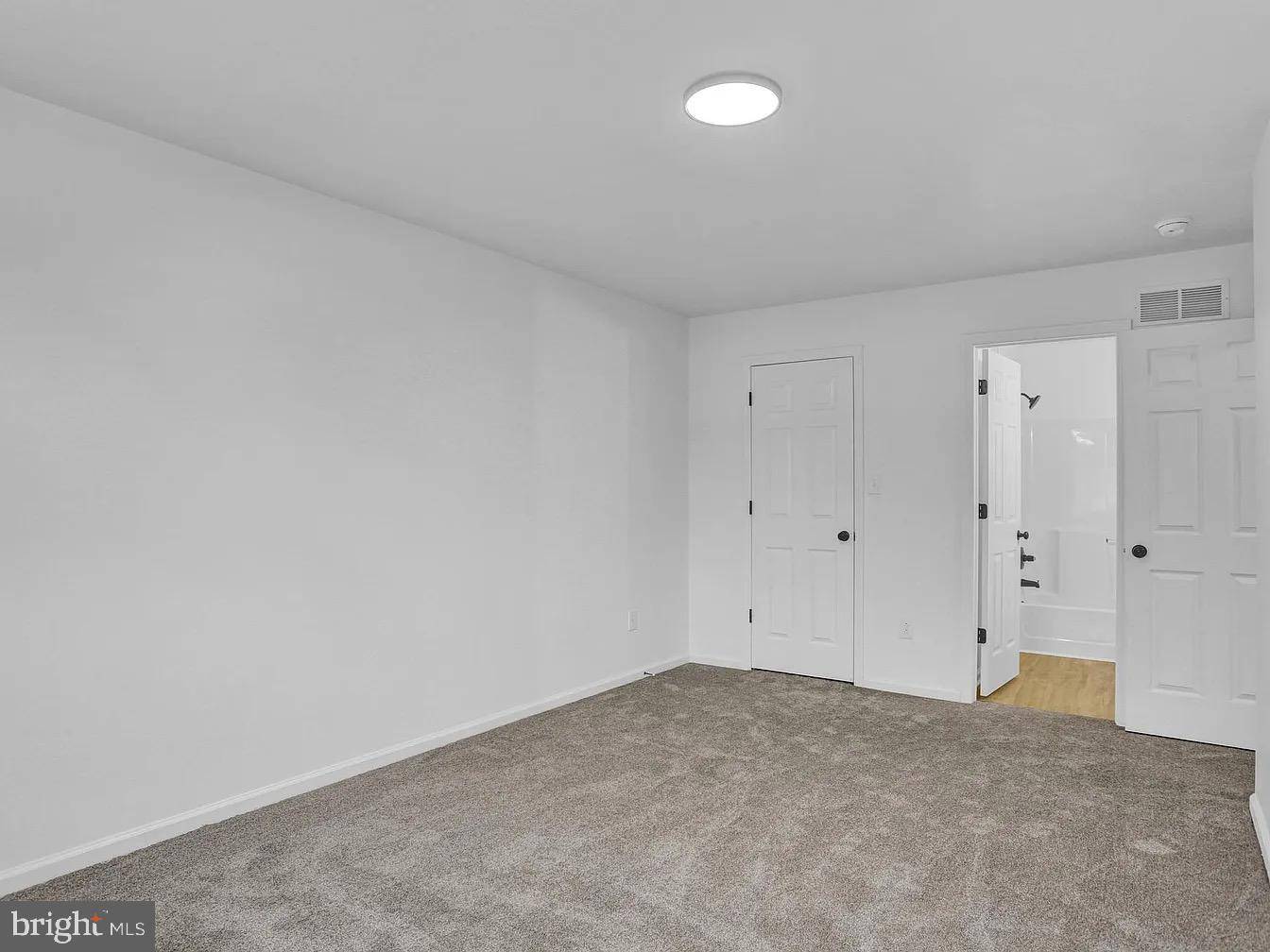Womelsdorf, PA 19567,322 DOGWOOD LN