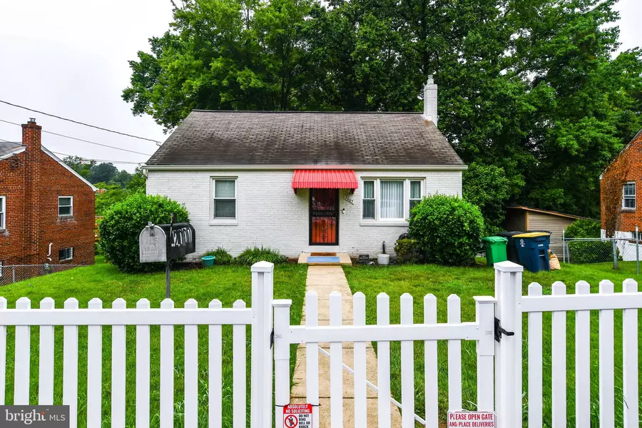 2007 GAYLORD DR, Suitland, MD 20746