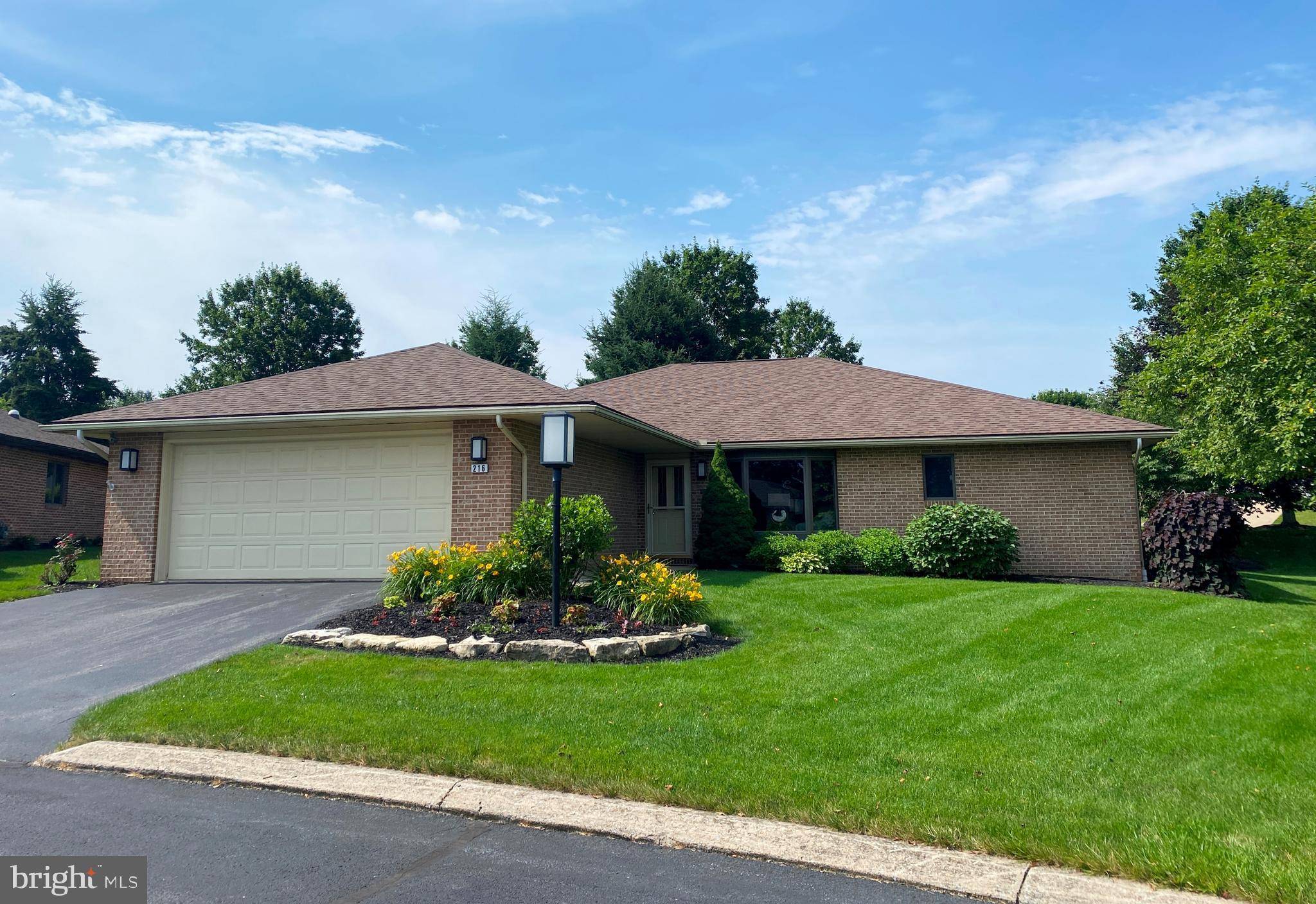 216 HORIZON DR, State College, PA 16801