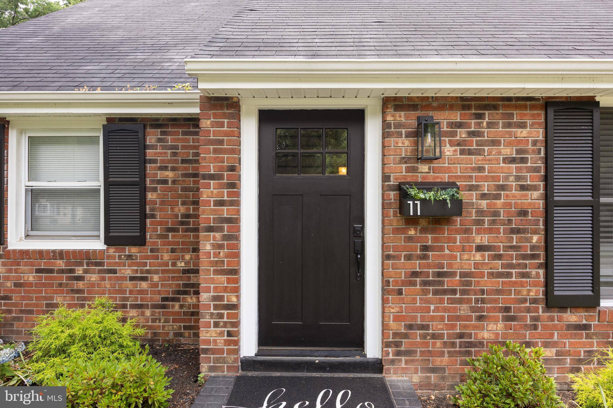 Moorestown, NJ 08057,11 E SUTTON AVE