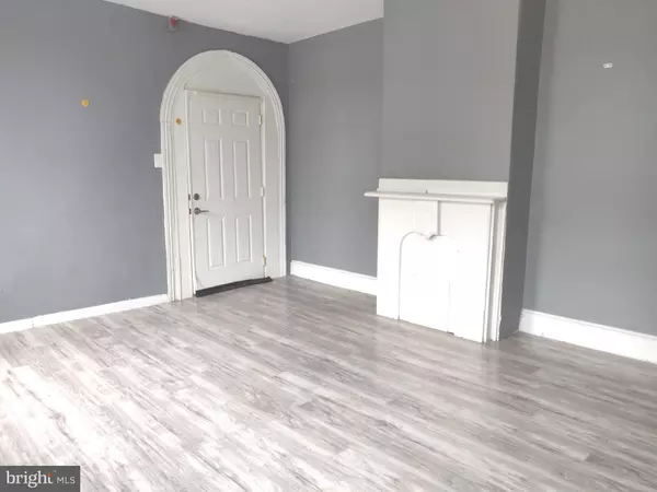Philadelphia, PA 19140,644 W VENANGO ST #2R