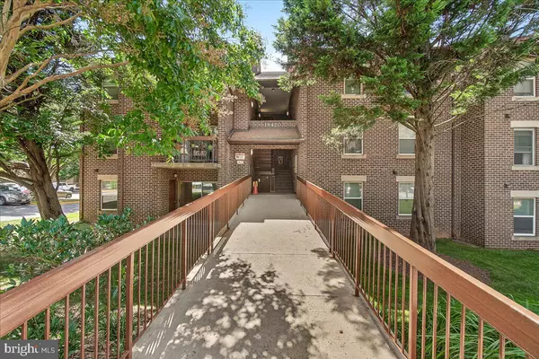 18420 GUILDBERRY DR #101, Gaithersburg, MD 20879