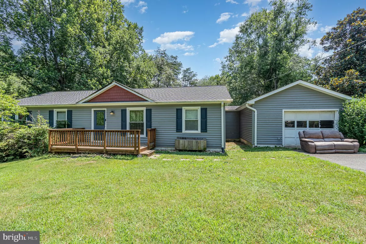Stafford, VA 22556,8 ASH LN