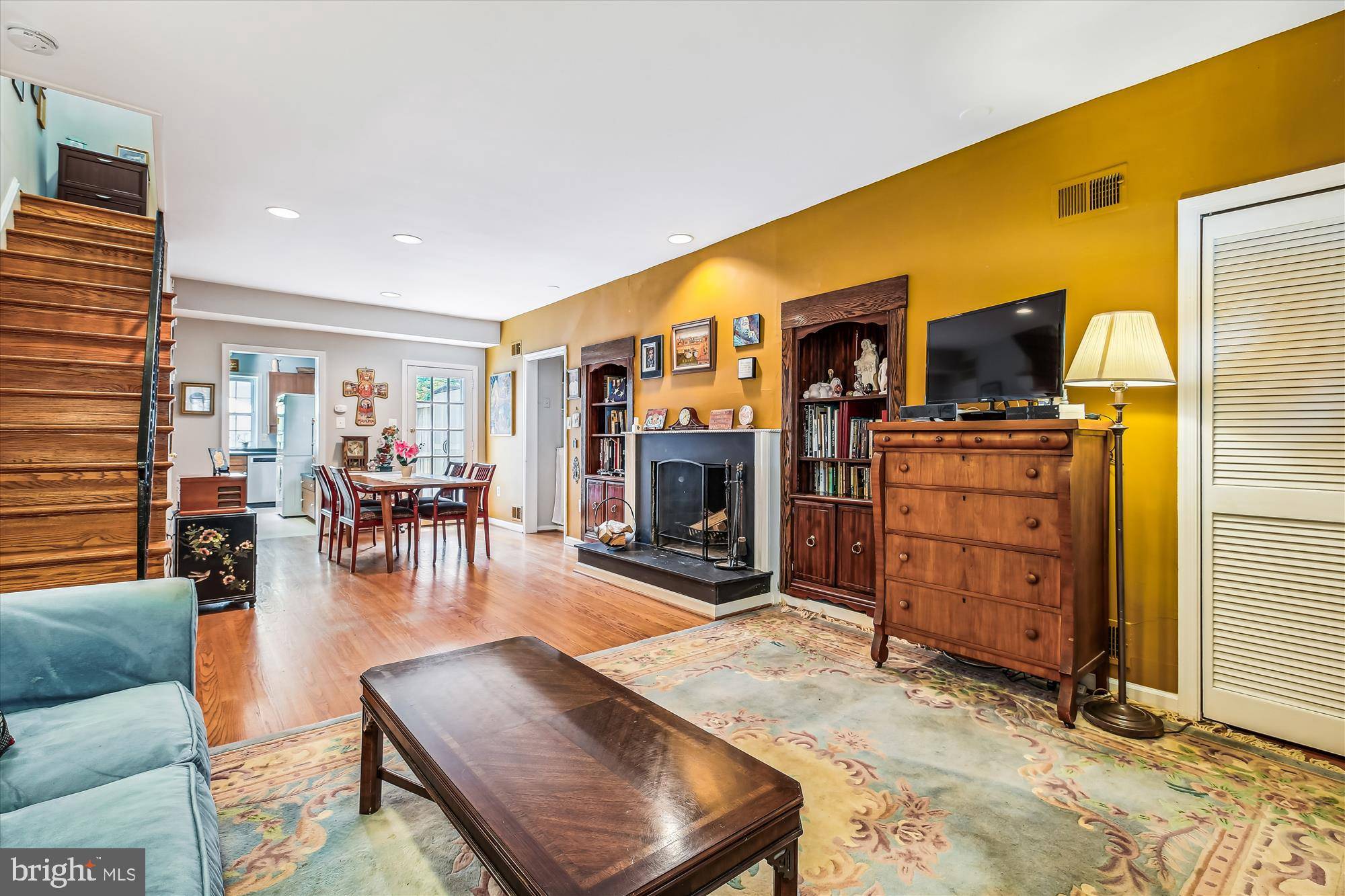 Washington, DC 20003,925 G ST SE