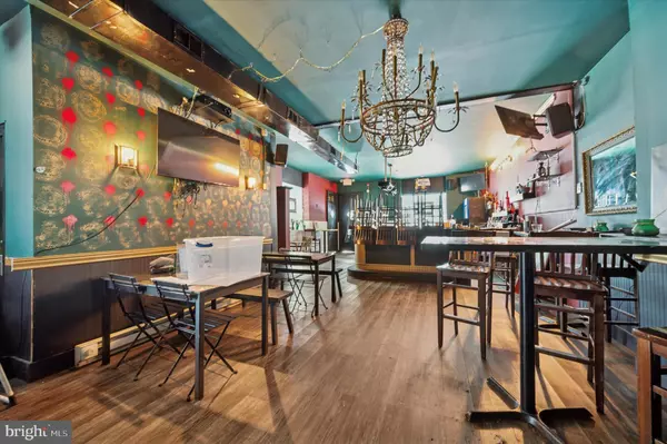 Philadelphia, PA 19125,2327 E YORK ST