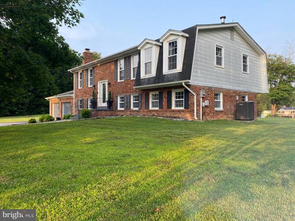 Charlotte Hall, MD 20622,37715 APACHE RD