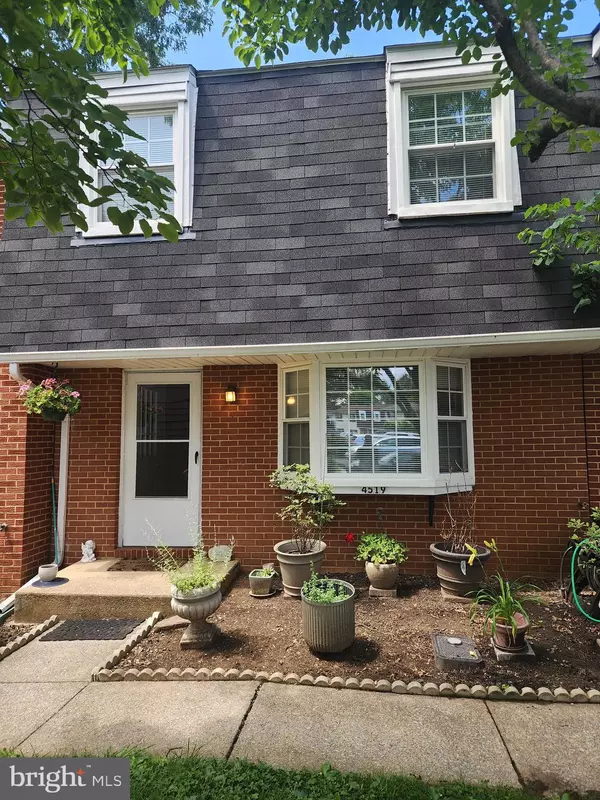 Marshall, VA 20115,4519 APPLEDALE CT